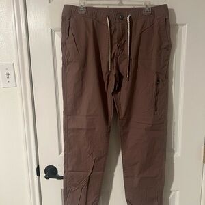 Vuori mauve Cargo Pants Relaxed Fit